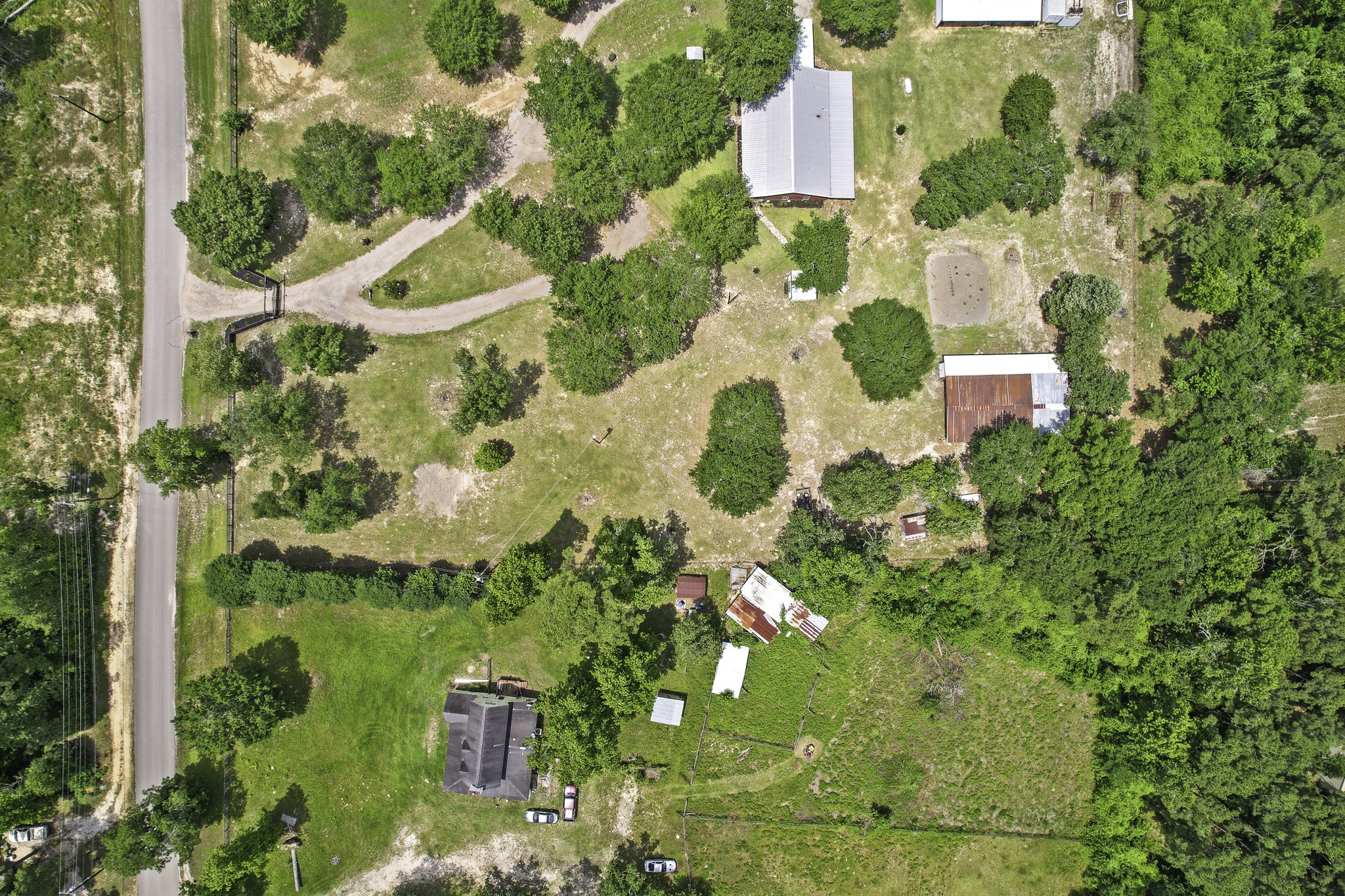 19885 Keenan Cut Off Road Montgomery, TX 77316 - Photo 2 of 21