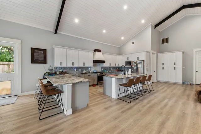 $1,600,000 | 19885 Keenan Cut Off Road, Montgomery, TX 77316