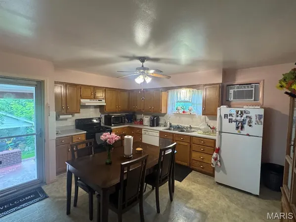 $119,900 | 737 Price Street, Poplar Bluff, MO 63901