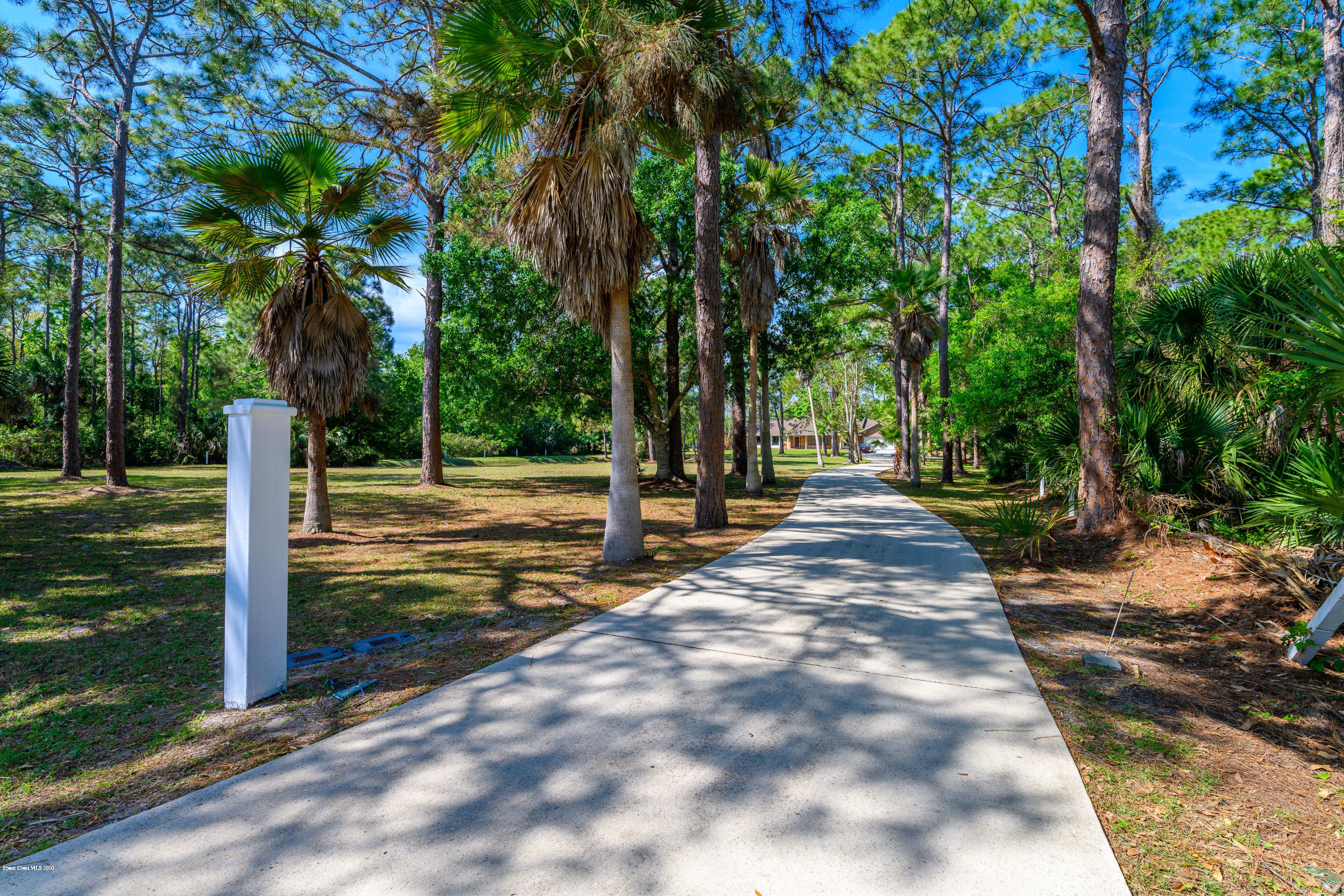 1760 Cox Road Cocoa, FL 32926 - Photo 3 of 35 Welcome Home