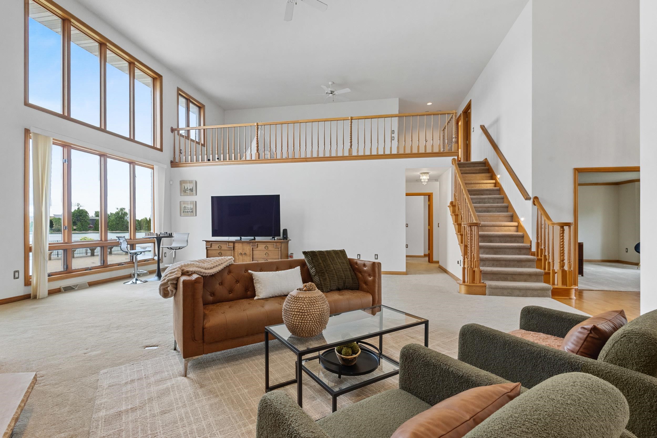 2516 Van Rite Court Green Bay, WI 54311 - Photo 6 of 62