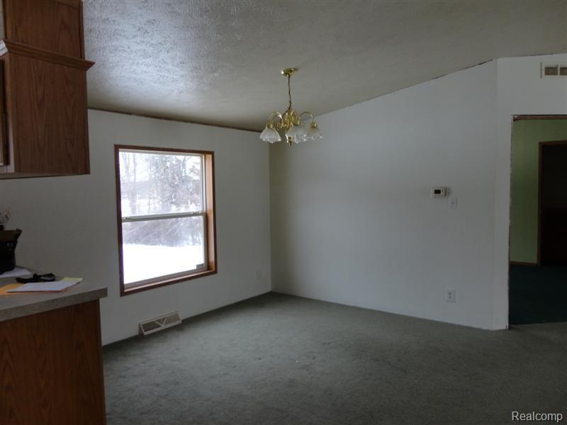 6415 East Farrand Road Millington, MI 48746 - Photo 6 of 34 Dining_Room.jpg