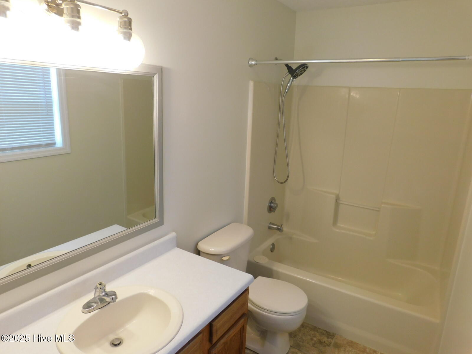 1005 Locust Court Havelock, NC 28532 - Photo 25 of 29 DSCN6044