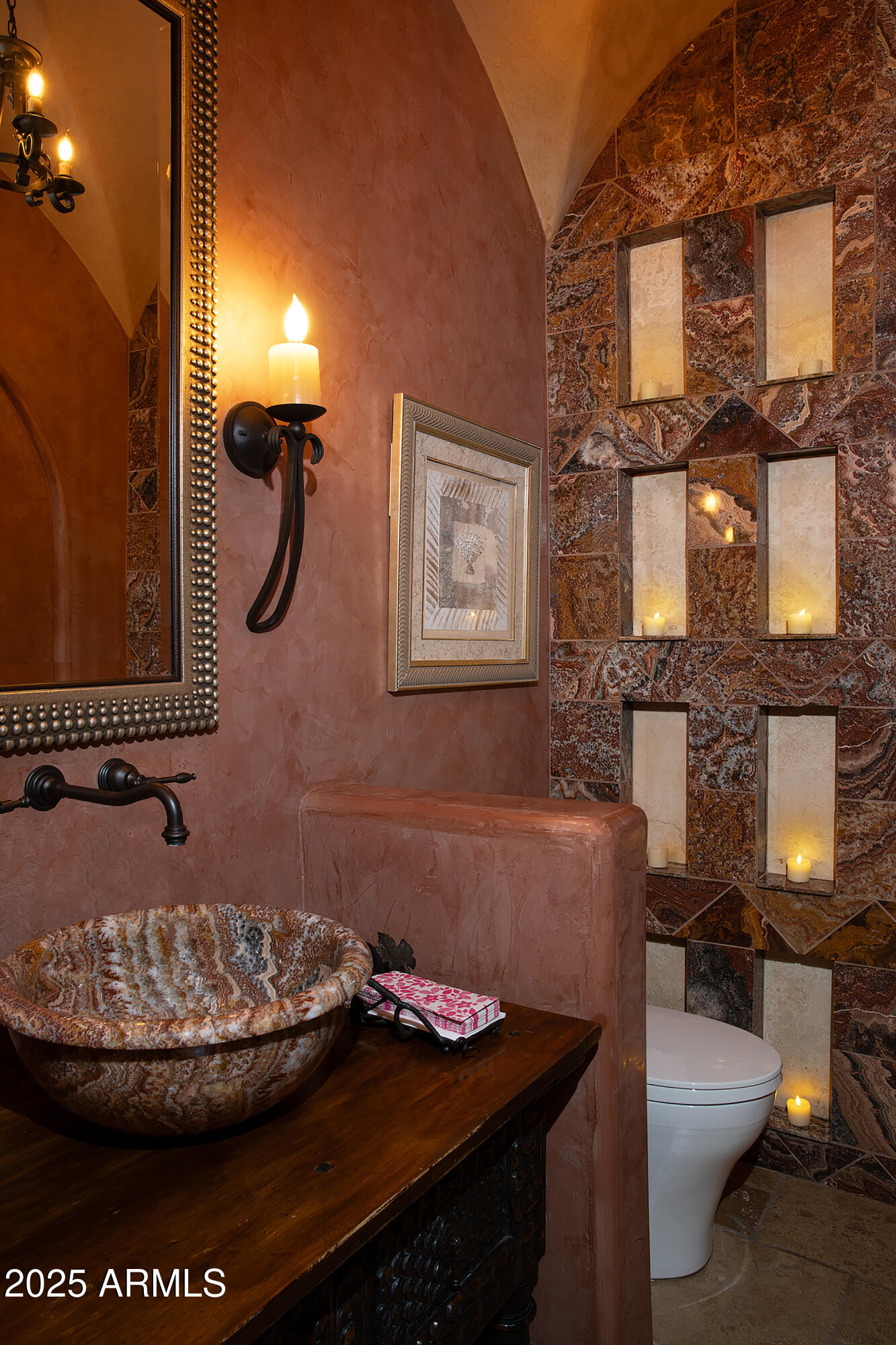 10801 East Happy Valley Road, Unit 119 Scottsdale, AZ 85255 - Photo 19 of 52 a room with furniture and a lamp