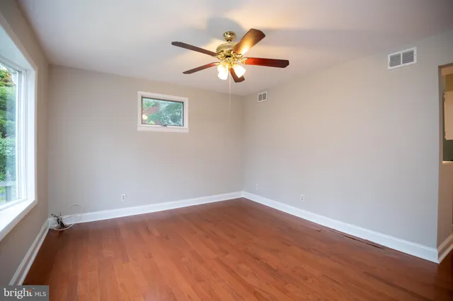 $2,400 | 839 Clifton Avenue, Arnold, MD 21012