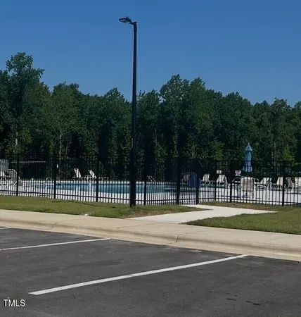 a view of a tennis court