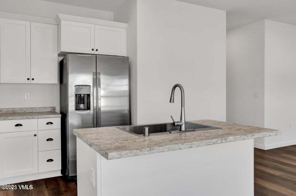 330 Blackhawk Road Gypsum, CO 81637 - Photo 14 of 17 Mt Laurel Kitchen