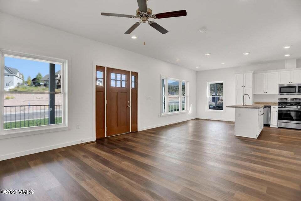 330 Blackhawk Road Gypsum, CO 81637 - Photo 8 of 17 Mt Laurel Kitchen-Living