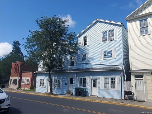 $565,000 | 3033-3035 Main Street, Kinderhook, NY 12184