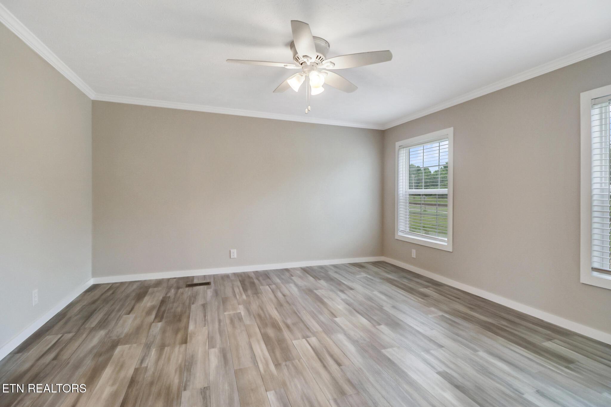 420 Southern Lane Oneida, TN 37841 - Photo 19 of 28 if1a4141-if1a4145