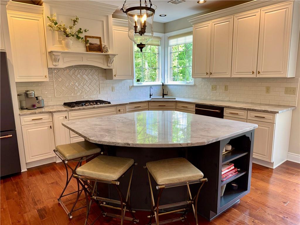 1817 Constitution Boulevard Valencia, PA 16059 - Photo 12 of 50