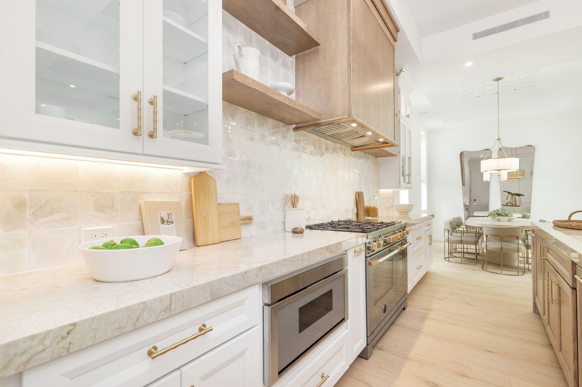 369 Avila Road West Palm Beach, FL 33405 - Photo 18 of 58 Kitchen