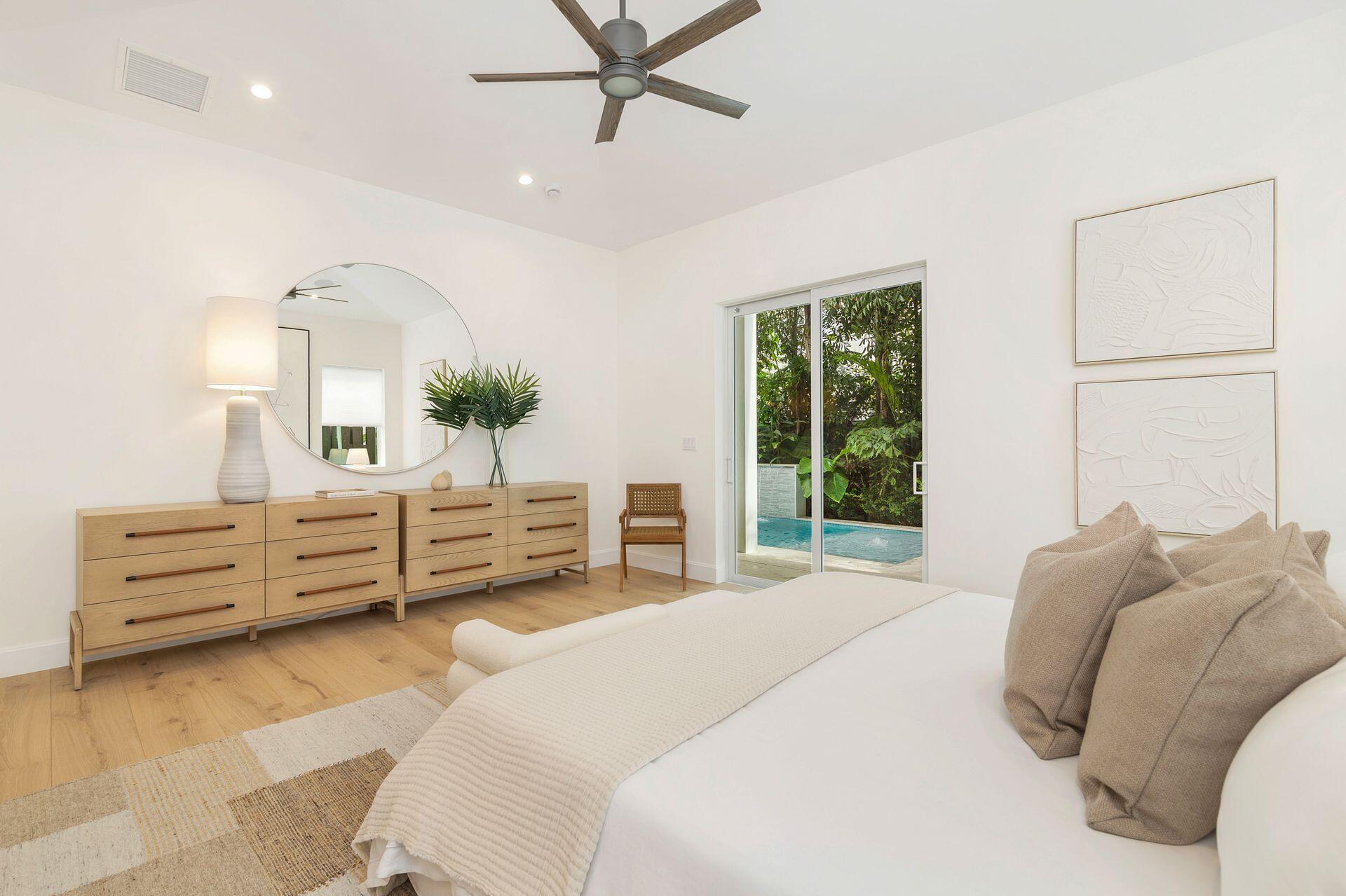 369 Avila Road West Palm Beach, FL 33405 - Photo 24 of 58 Primary Bedroom