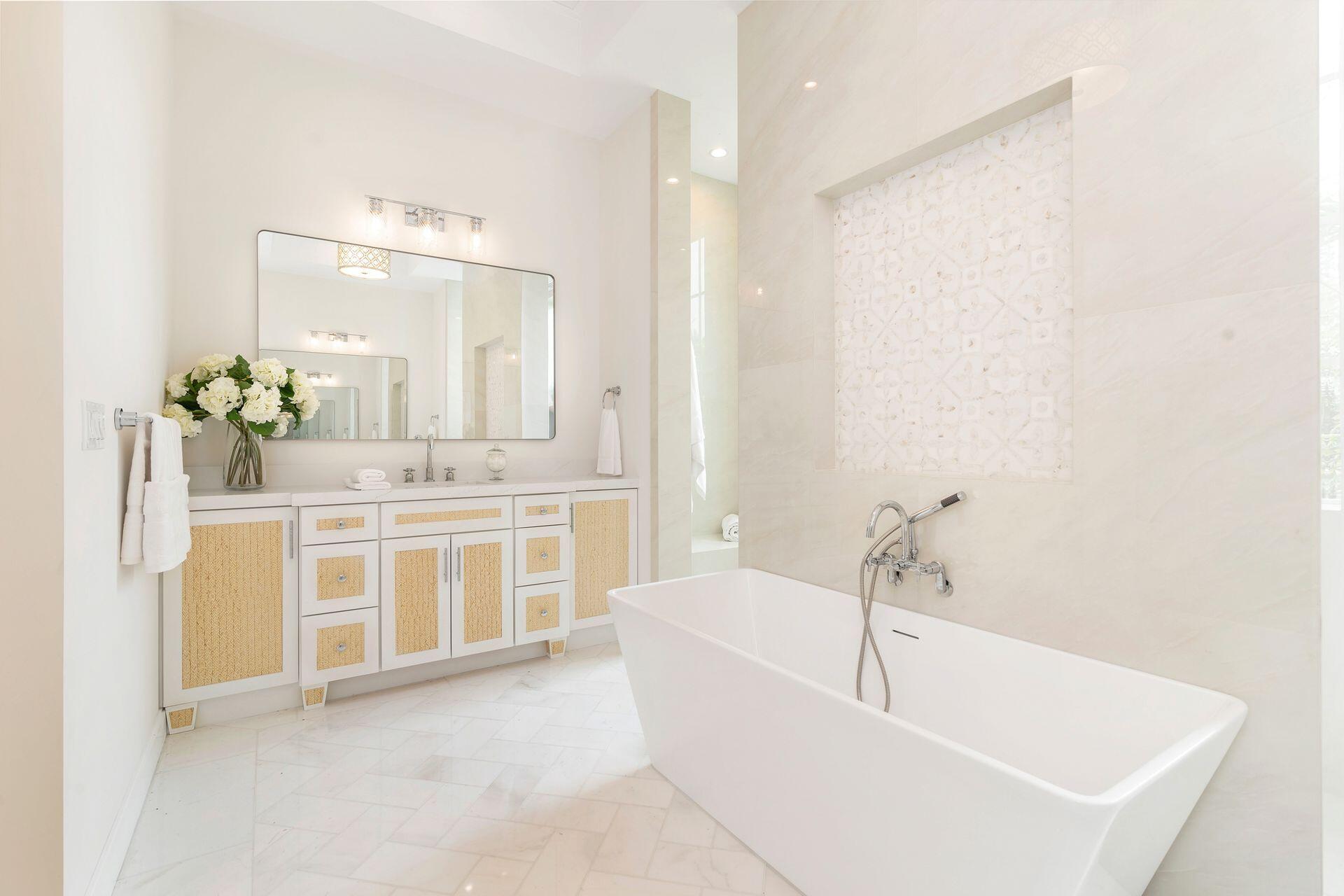 369 Avila Road West Palm Beach, FL 33405 - Photo 27 of 58 Primary Bathroom