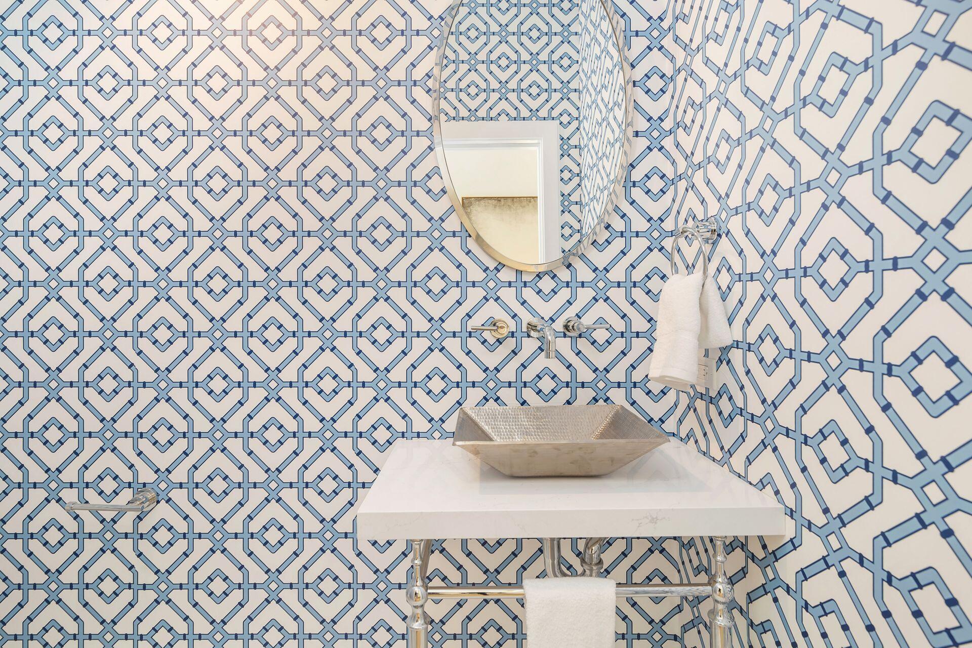 369 Avila Road West Palm Beach, FL 33405 - Photo 28 of 58 Powder room