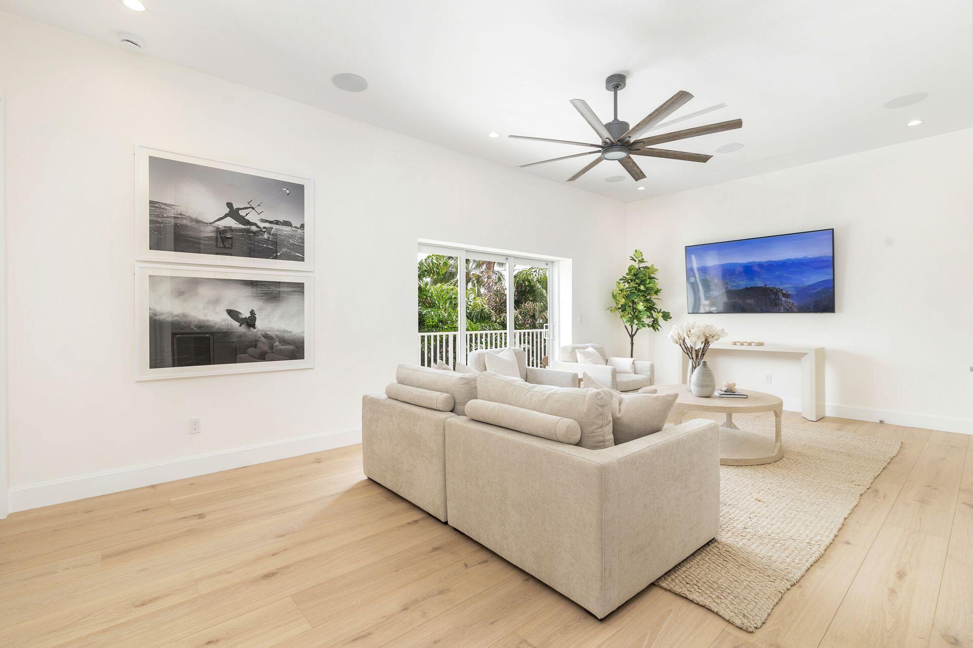 369 Avila Road West Palm Beach, FL 33405 - Photo 31 of 58 Media/family room