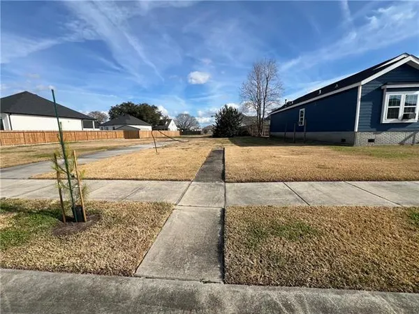 $70,000 | 1921 Rose Street, Arabi, LA 70032