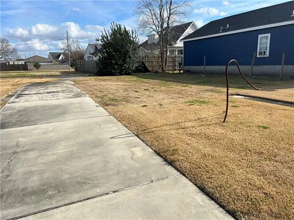 $70,000 | 1921 Rose Street, Arabi, LA 70032