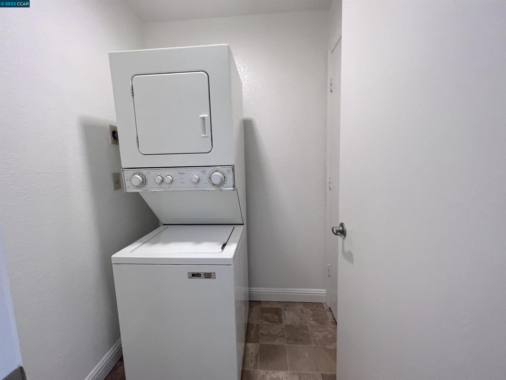 1505 Kirker Pass Road Concord, CA 94521 - Photo 9 of 22 a utility room with dryer and washer
