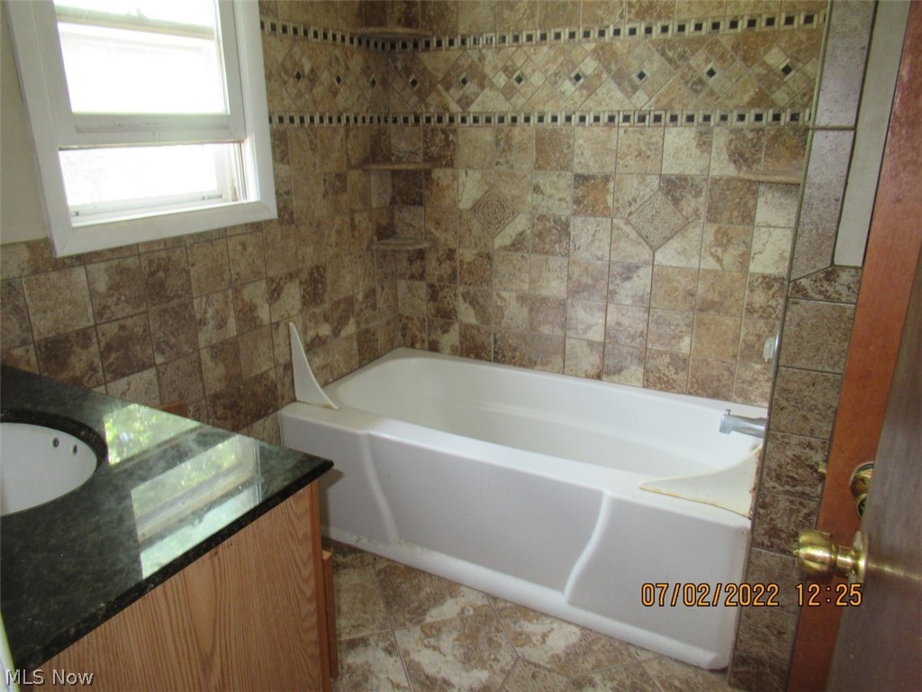 6825 Reynolds Road Mentor, OH 44060 - Photo 9 of 13