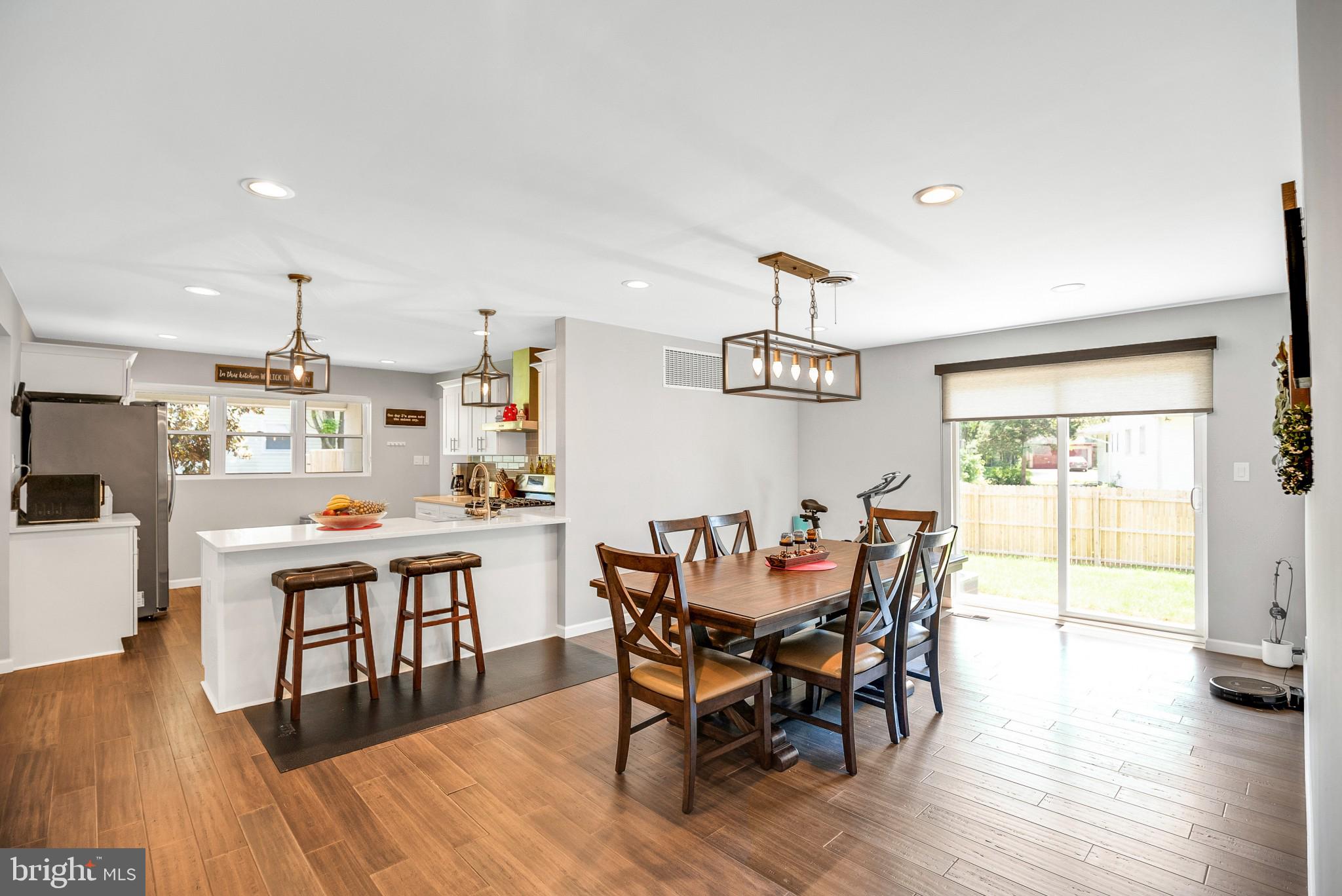 322 Juniper Drive Cherry Hill, NJ 08003 - Photo 15 of 41 Dining Room