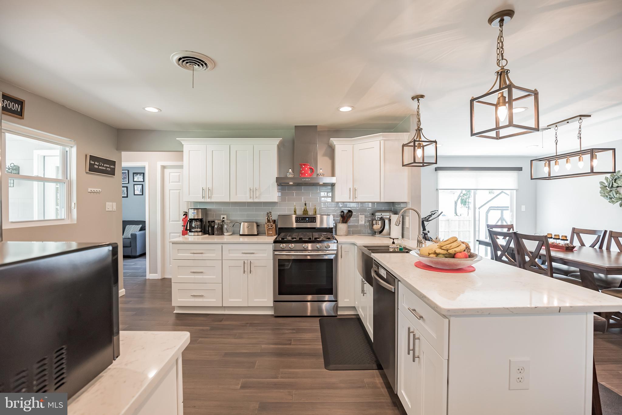 322 Juniper Drive Cherry Hill, NJ 08003 - Photo 18 of 41 Kitchen
