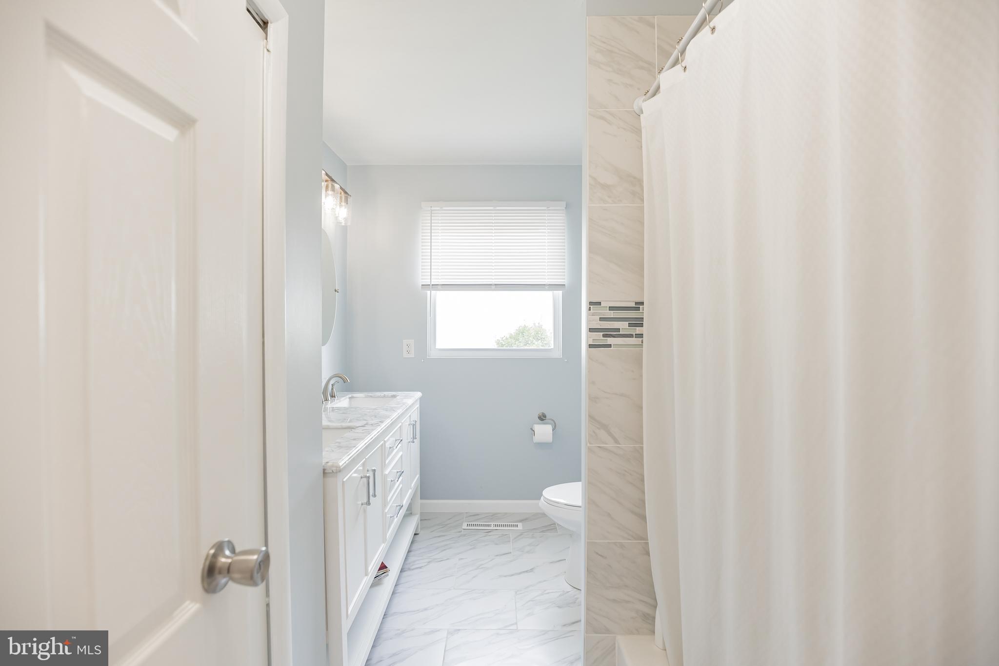 322 Juniper Drive Cherry Hill, NJ 08003 - Photo 29 of 41 Hall Full Bath