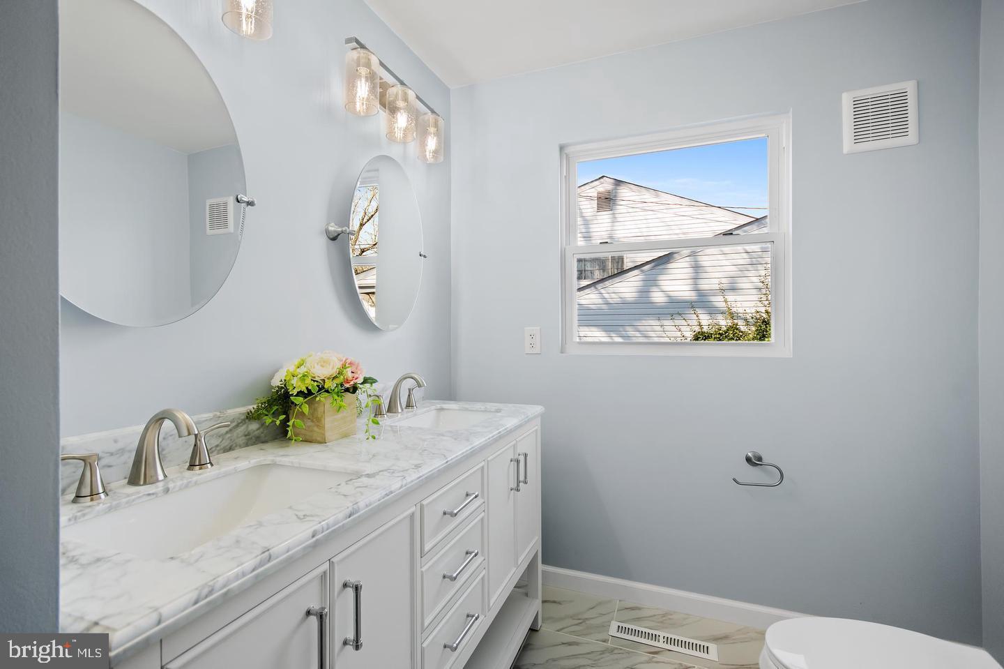 322 Juniper Drive Cherry Hill, NJ 08003 - Photo 31 of 41 Hall Full Bath