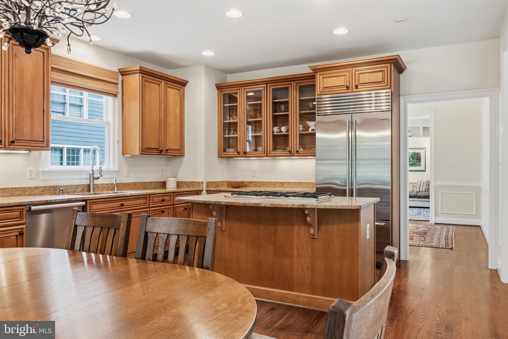 6962 Park Avenue McLean, VA 22101 - Photo 15 of 56 Kitchen