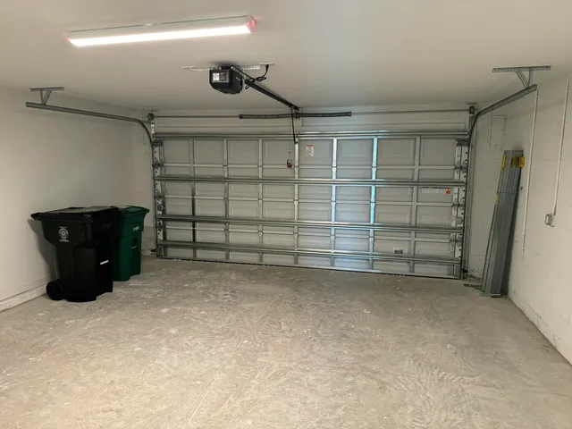 $2,500 | 10468 Northwest Suncrest Loop Port, Port St. Lucie, FL 34987