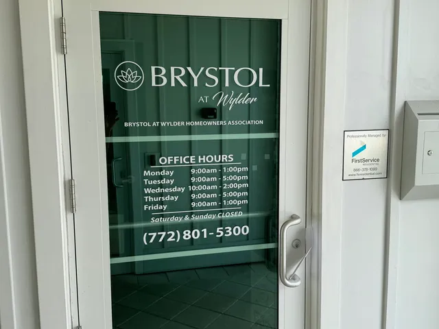 $2,500 | 10468 Northwest Suncrest Loop Port, Port St. Lucie, FL 34987