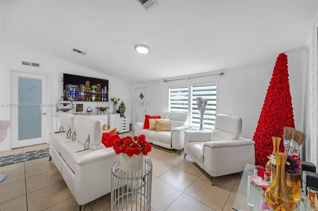 $269,900 | 19800 Southwest 180th Avenue, Unit 247, Miami, FL 33187