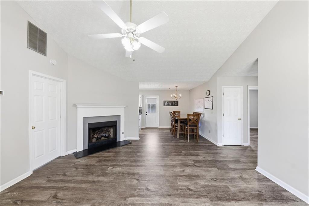 133 Carols Lane Locust Grove, GA 30248 - Photo 7 of 32