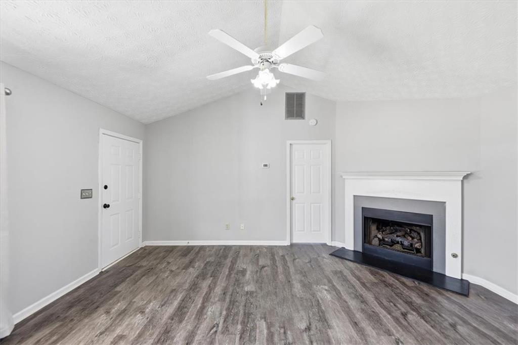 133 Carols Lane Locust Grove, GA 30248 - Photo 8 of 32