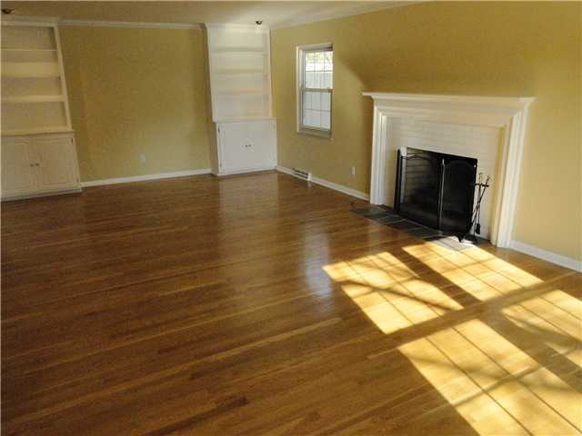 2452 Buckley Road Columbus, OH 43220 - Photo 3 of 19 Gallery Image 3