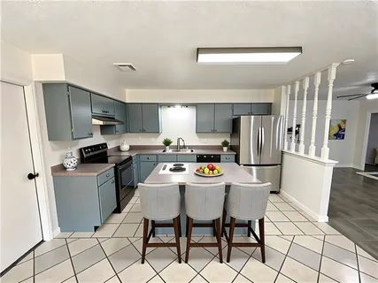 $265,000 | 2725 Oak Forest Boulevard South, Marrero, LA 70072