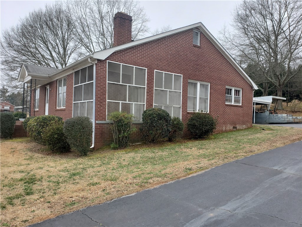 156 Tokeena Road Seneca, SC 29678 - Photo 3 of 40 Gallery Image 3