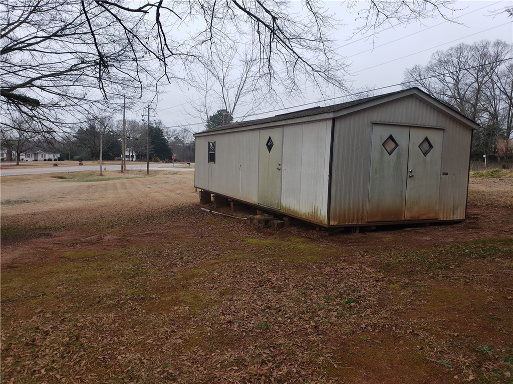 156 Tokeena Road Seneca, SC 29678 - Photo 33 of 40 Gallery Image 33