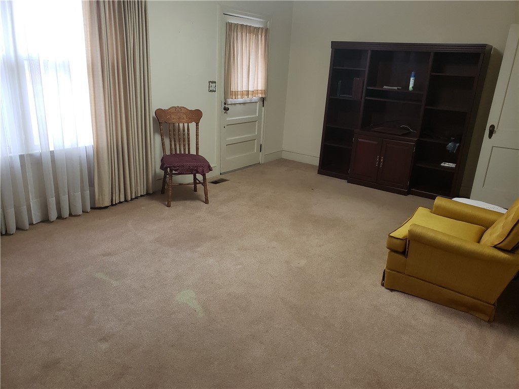 156 Tokeena Road Seneca, SC 29678 - Photo 10 of 40 Gallery Image 10