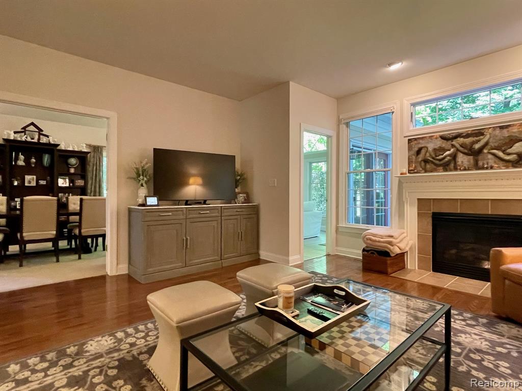 49676 Timber Trail Novi, MI 48374 - Photo 14 of 38 Gallery Image 14