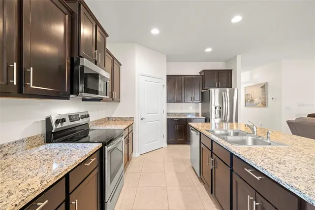 $2,100 | 13562 Paddington Way, Spring Hill, FL 34609