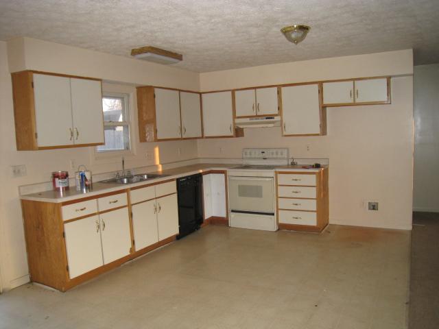 1487 R R J Boulevard Martinsville, IN 46151 - Photo 5 of 8 Gallery Image 5