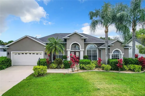$477,000 | 205 Terranova Boulevard, Winter Haven, FL 33884