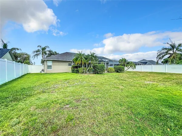 $469,900 | 205 Terranova Boulevard, Winter Haven, FL 33884