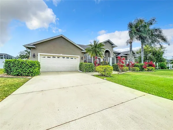 $477,000 | 205 Terranova Boulevard, Winter Haven, FL 33884