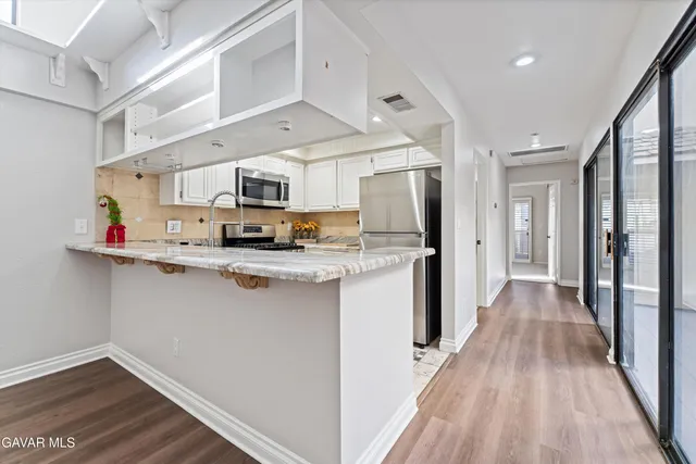 $334,900 | 43334 32nd Street West, Unit 34, Lancaster, CA 93536