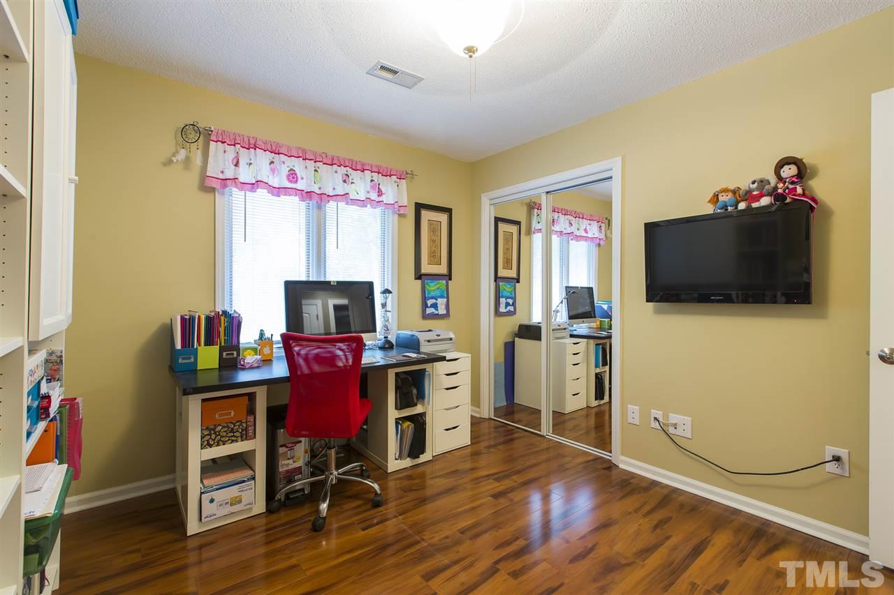 3036 Ethan Lane Raleigh, NC 27613 - Photo 11 of 25