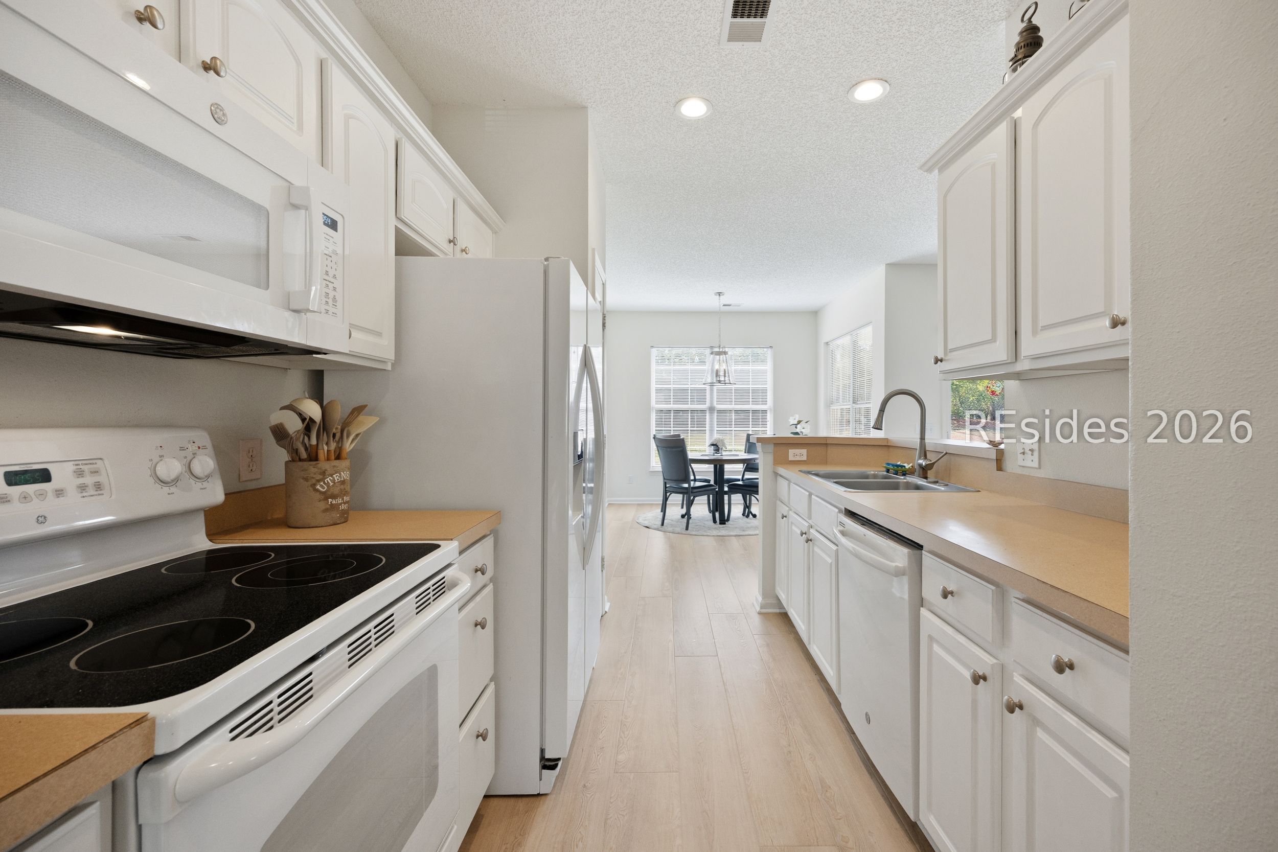 343 Landing Lane Bluffton, SC 29909 - Photo 8 of 20 Kitchen