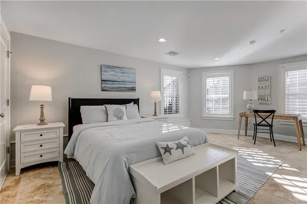 $5,000 | 4 Barney Street, Newport, RI 02840