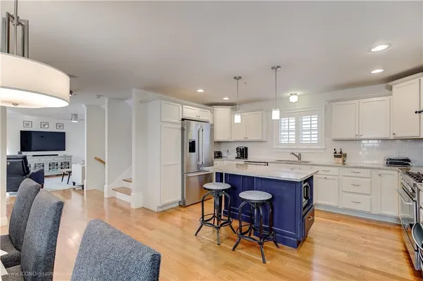 $5,000 | 4 Barney Street, Newport, RI 02840